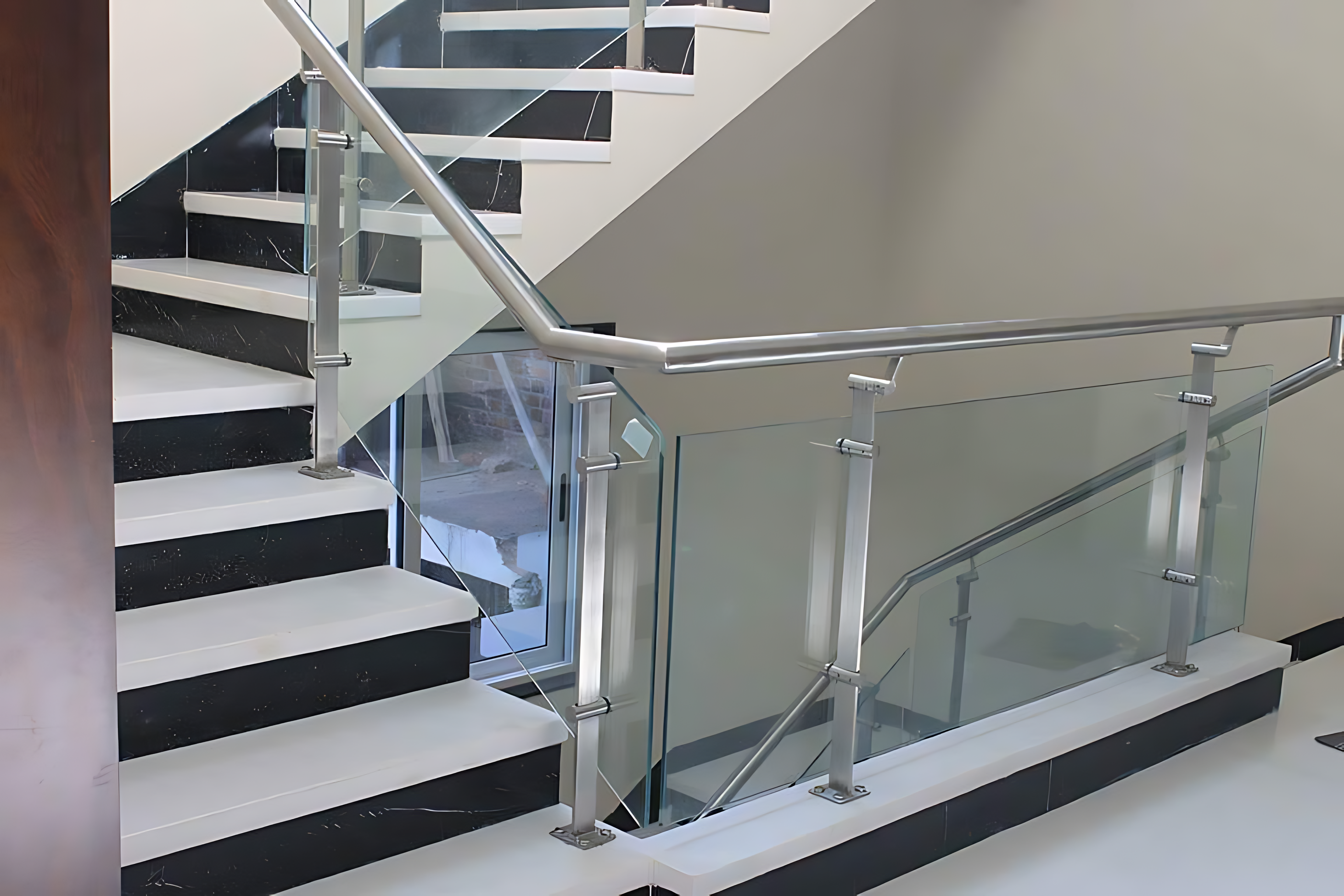 Modern Staircase Railing